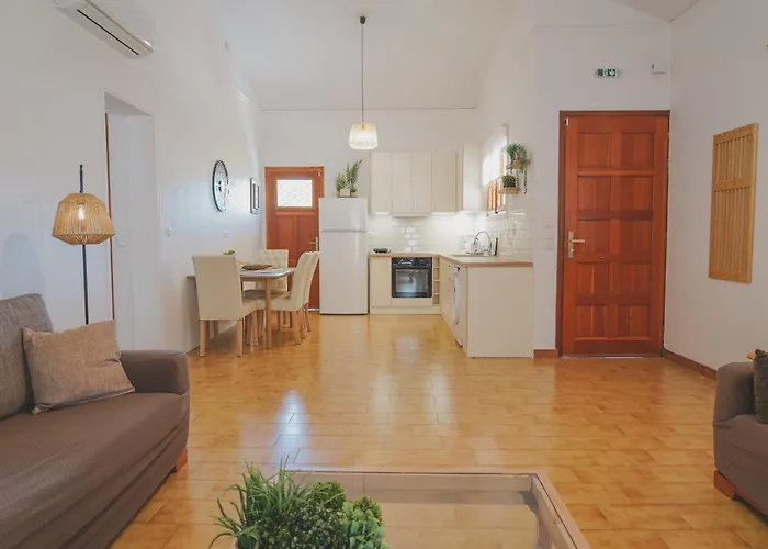 Sea House Of Апартаменты *